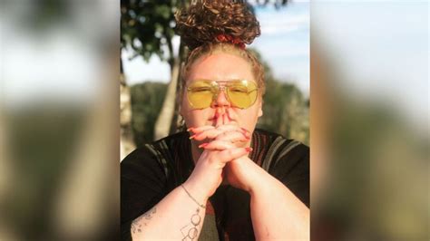 Jessica Glass: la modelo de talla grande que causa furor en .